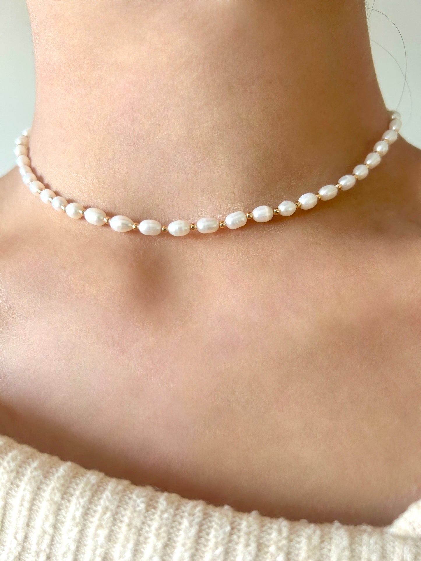 Lila Gold and Pearl Necklace